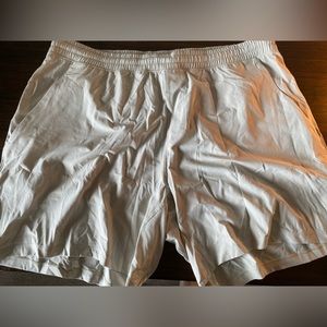 Lululemon Pacebreaker 7”